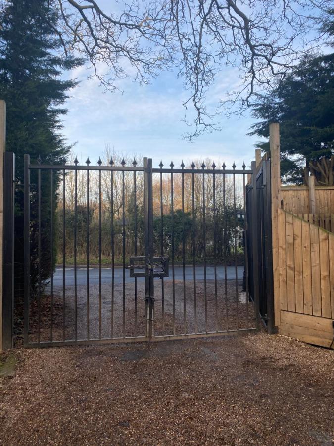 Tranquil Holiday Home York Extérieur photo